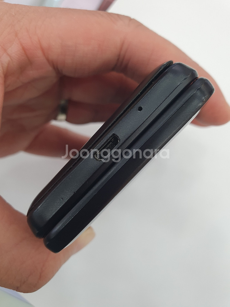 ●삼성 갤럭시 폴더● G160--5