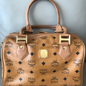 정품 MCM 토드백