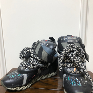 버나드 윌리엄x캠퍼