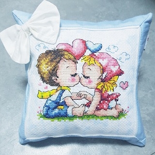 예쁜십자수 주차쿠션 들--1