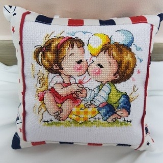 예쁜십자수 주차쿠션 들--3