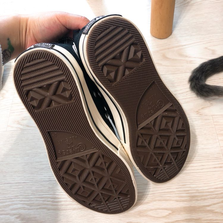 컨버스 척테일러팝니다 235사이즈--3