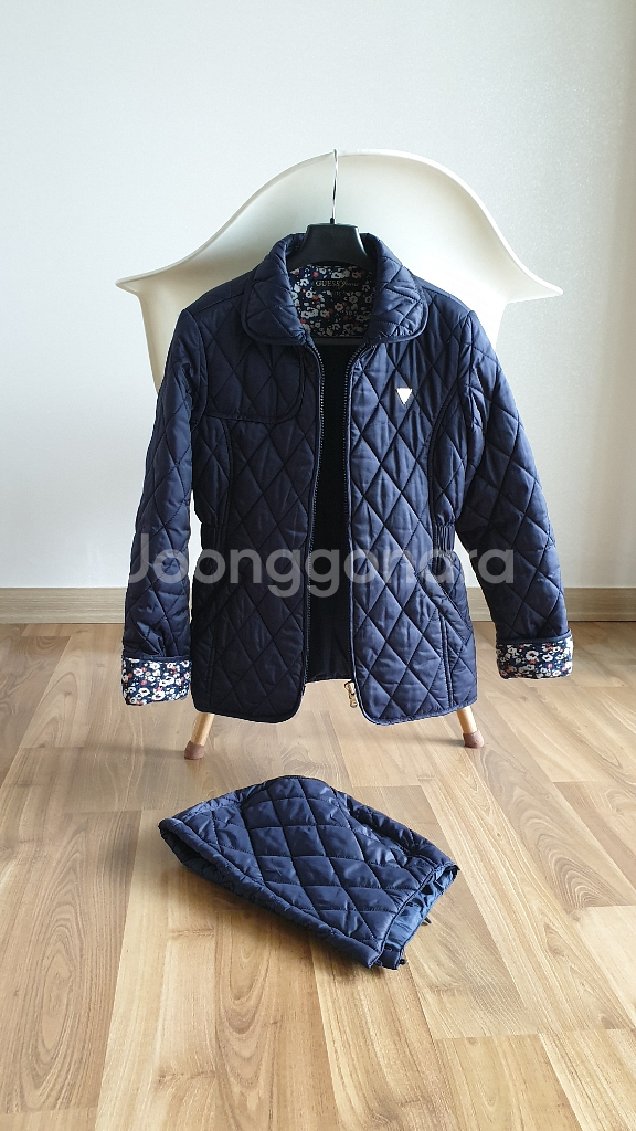 게스키즈 여아 퀼팅자켓 145(초1,2,3) 택포--0