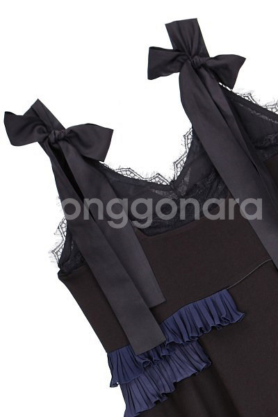 럭키슈에뜨 원피스 한예슬 강승현 급처 가격내림--0