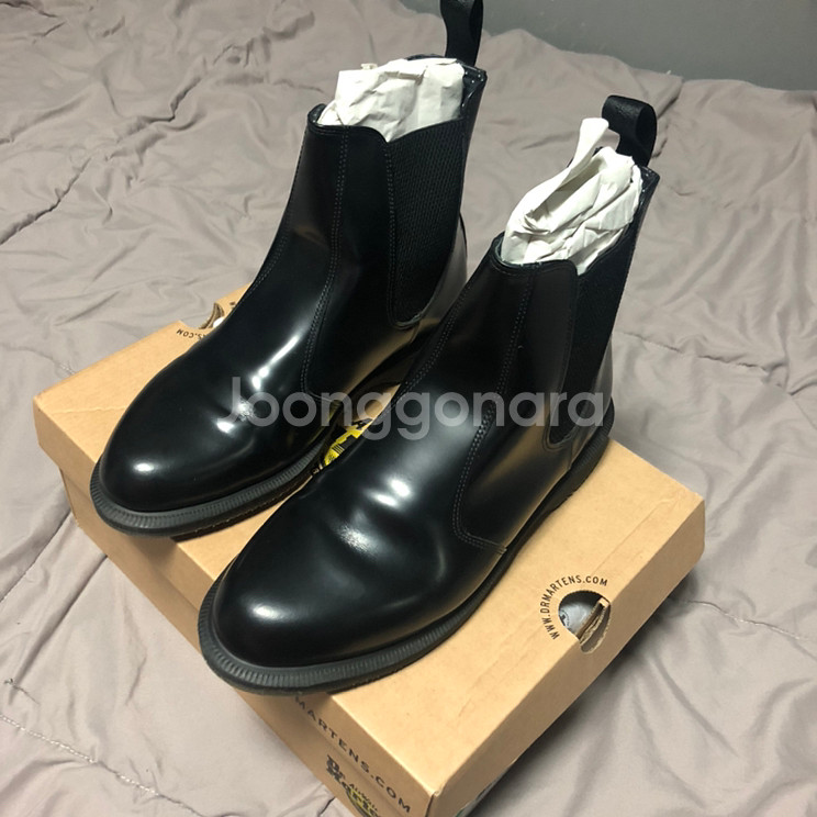 닥터마틴 플로라 270(인천). 1회착용--3