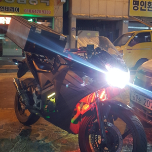 Cbr125r 2015년식 판매합니다.