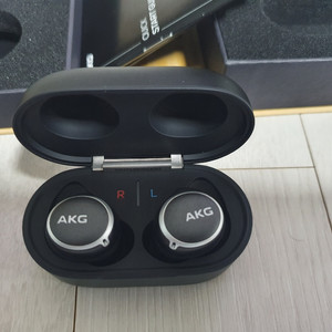 삼성 AKG N400 무선이어폰
