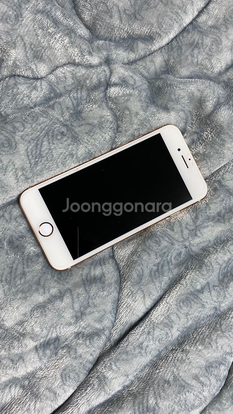 아이폰8 골드 256기가 팝니다!--1