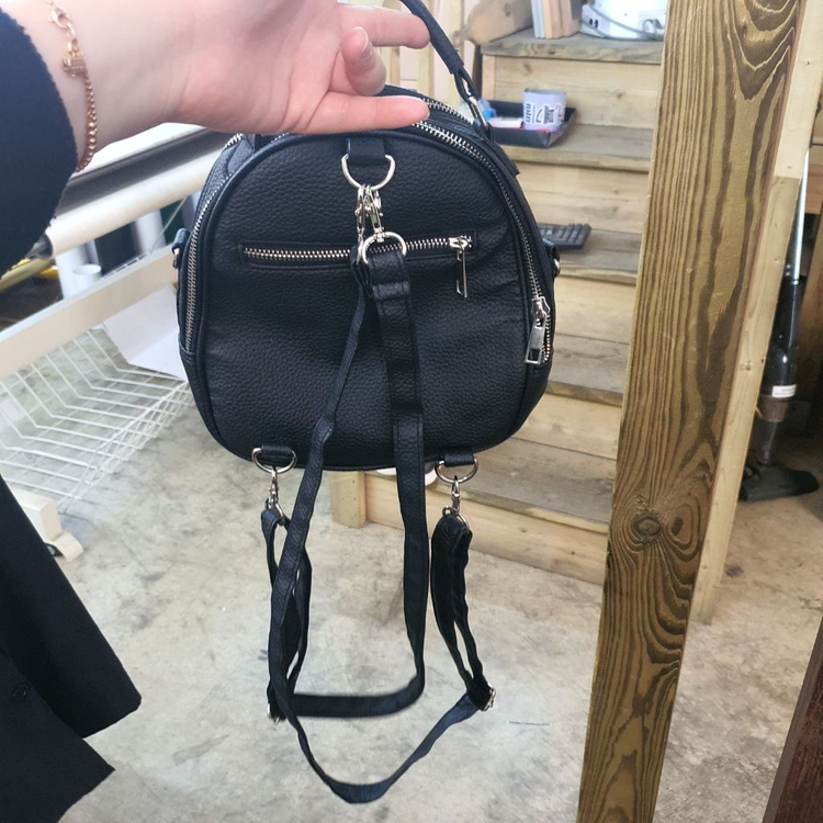 가방 중고 판매해용 구경하세요~^^--5