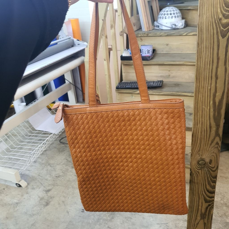 가방 중고 판매해용 구경하세요~^^--6