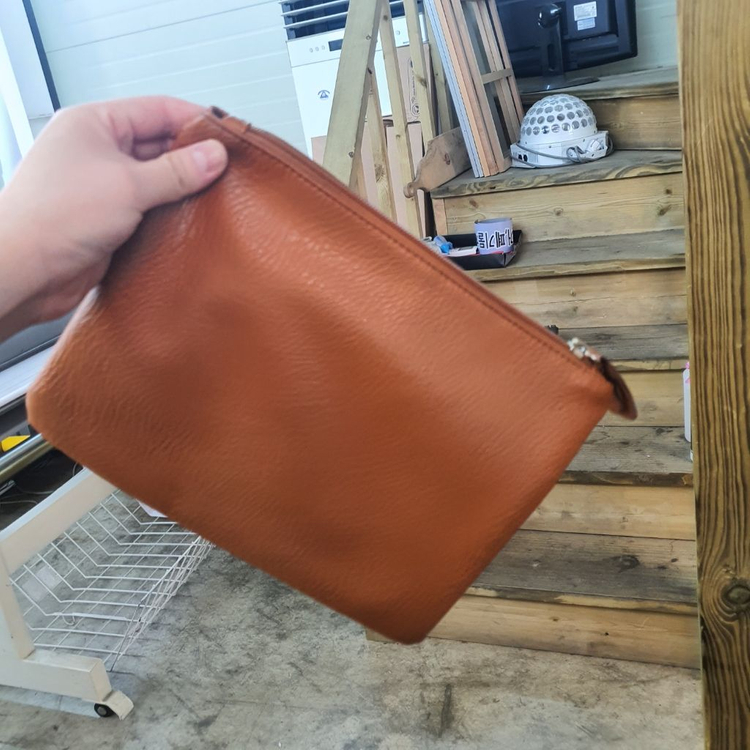 가방 중고 판매해용 구경하세요~^^--7