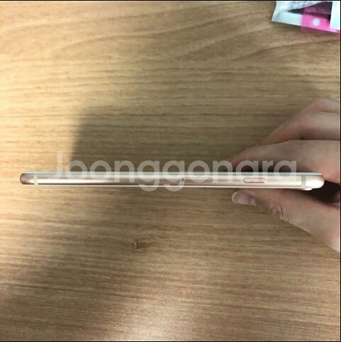 아이폰 8플러스 로즈골드 64gb A-급 공기계--3