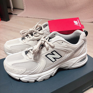 뉴발란스530 new balance 베이지 235사이즈