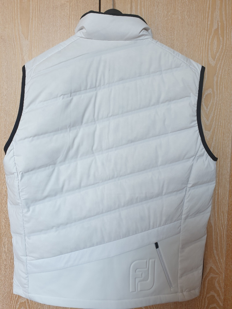 [새상품] 남자 브랜드 조끼 110사이즈--1