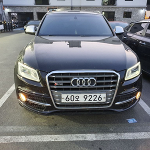 아우디 SQ5 3.0 TDI 콰트로