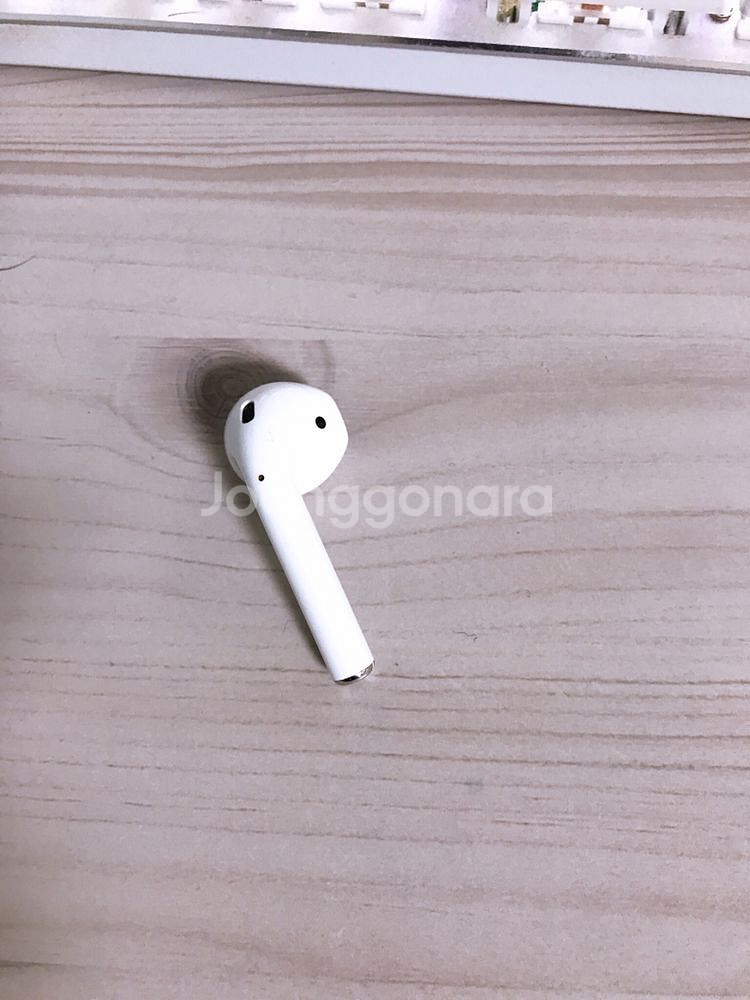 에어팟1세대 오른쪽 판매합니다--4