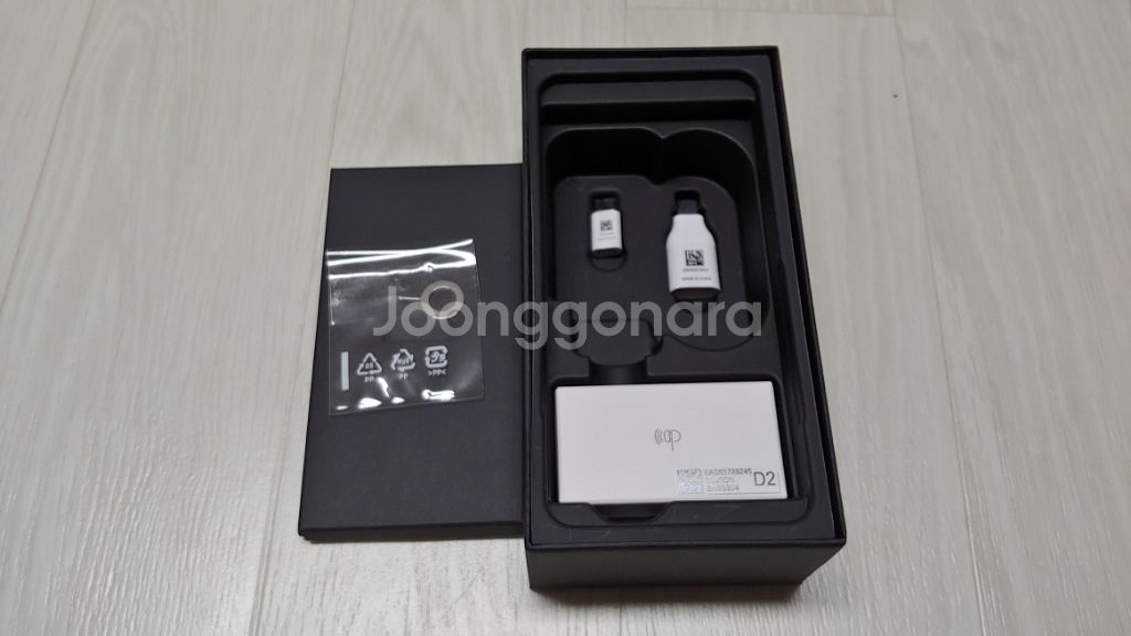LG G7 SSS급 정품박스 및 케이스 액정필름 일체--2