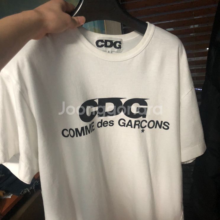 [XL] 꼼데가르송 cdg 반팔 화이트(정품)--1