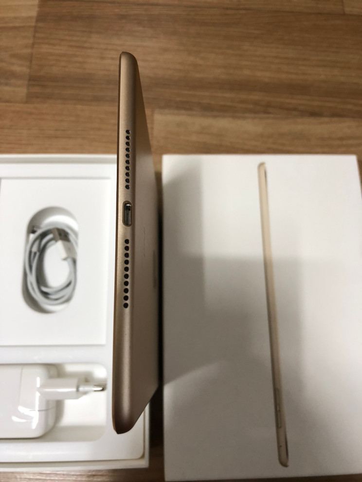 아이패드미니4LTE64--3