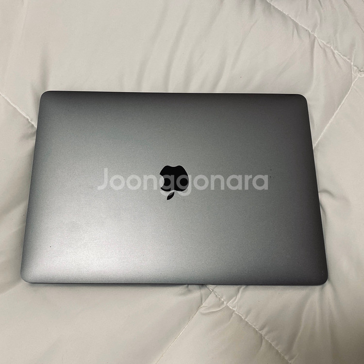 맥북프로 2018 13인치 터치바 512gb + 매직마--1