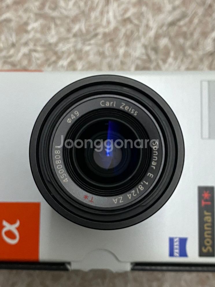 소니 E 24mm F1.8 ZA 칼이사 풀박--2
