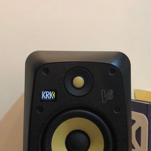 krk v6 s4 신품급 팝니다