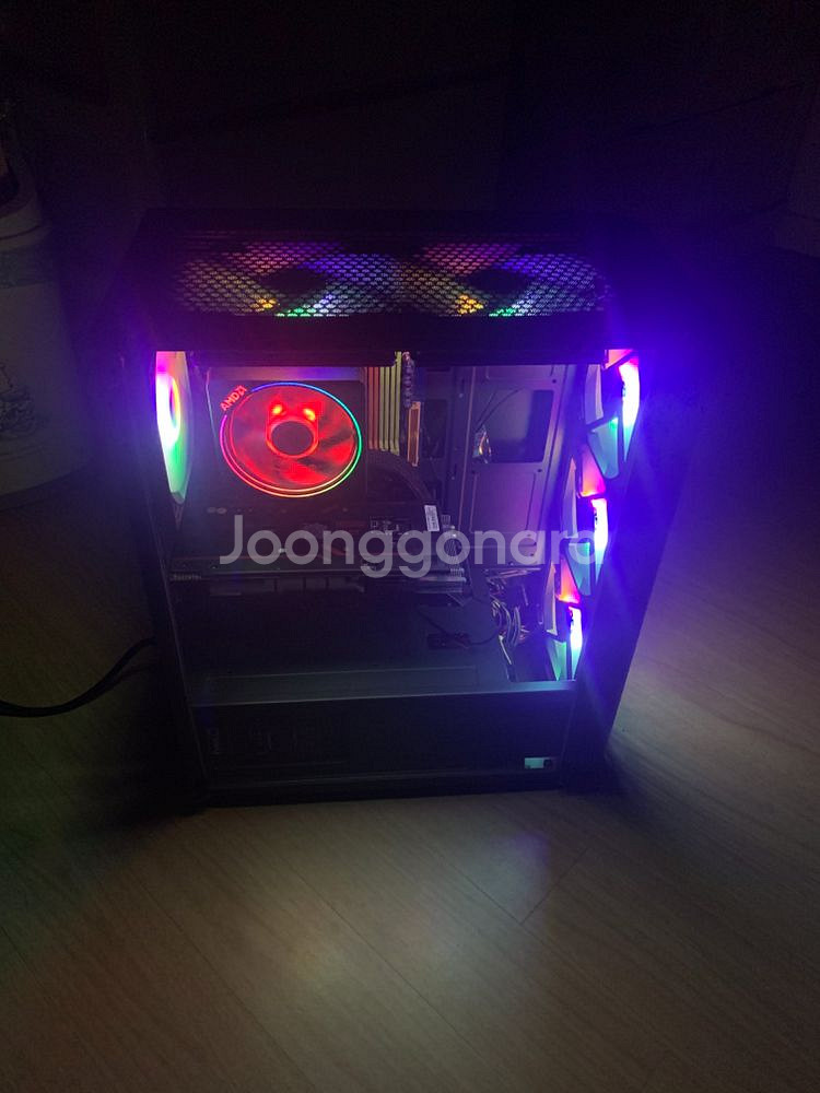 이쁜 본체 팝니다. 라이젠 3500--0