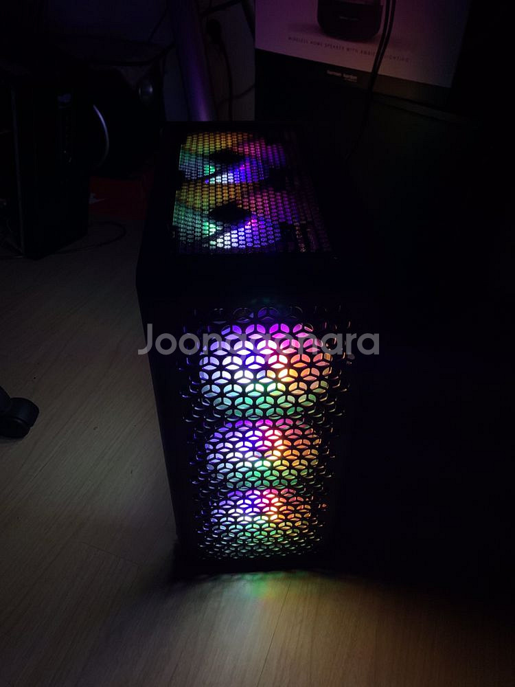 이쁜 본체 팝니다. 라이젠 3500--1