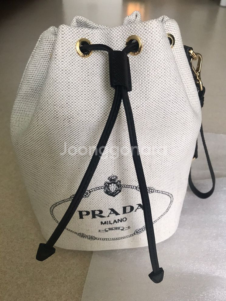 프라다 정품 파우치 판매 (컨버스 버킷 파우치)--7