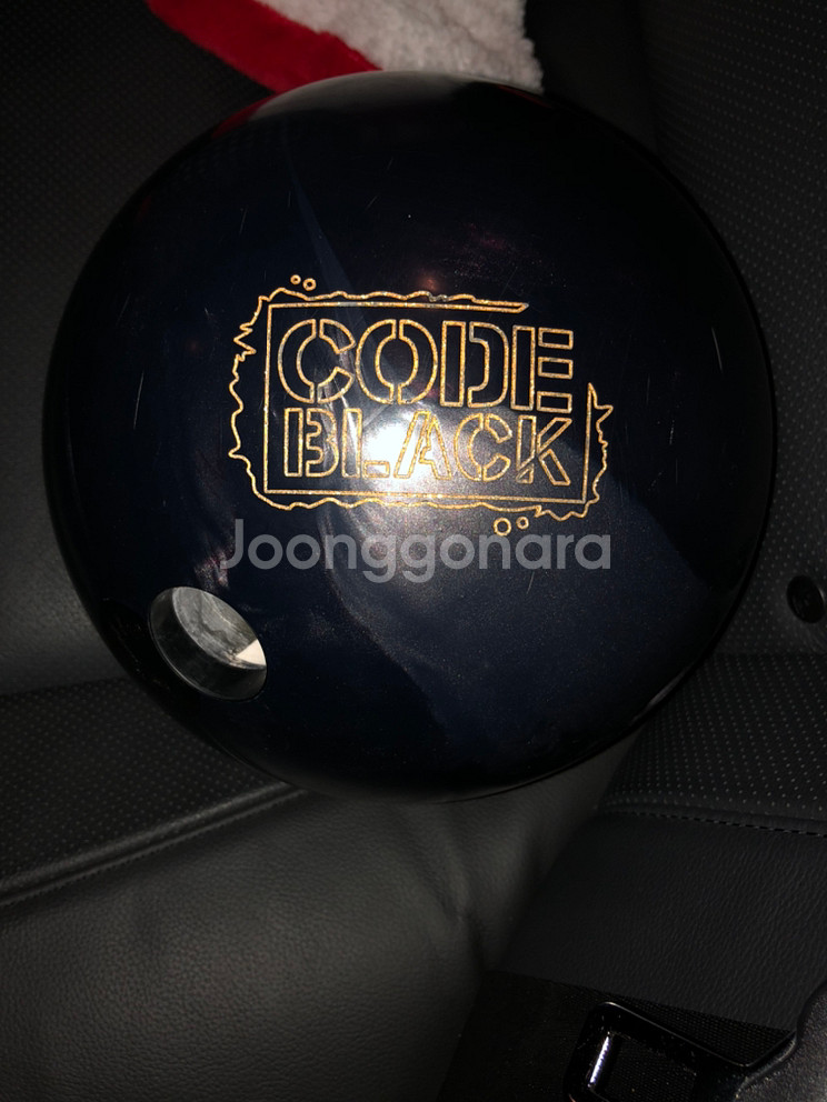 중고볼링공 스톰 코드블랙나노 15p 팔아요--0