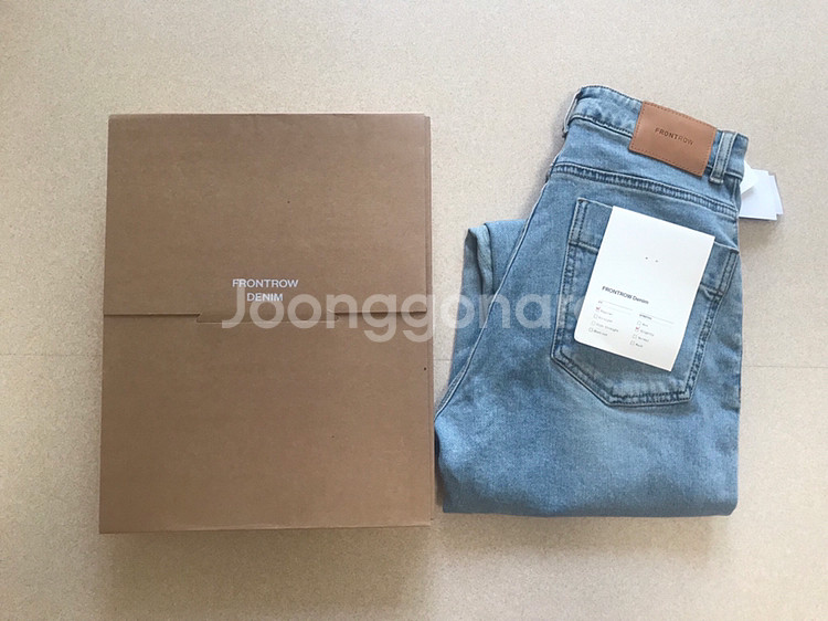 프론트로우 레귤러핏 김나영 데님 25사이즈--2