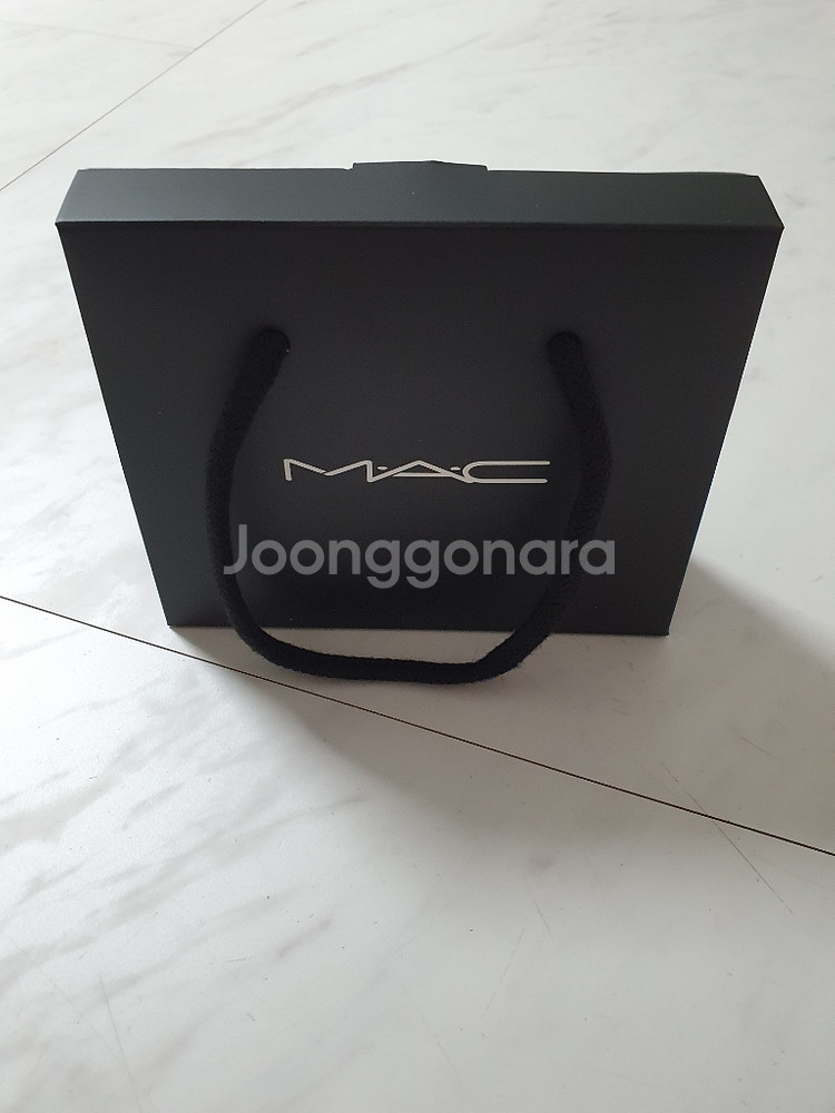 맥 파우더키스 리퀴드 립컬러--3