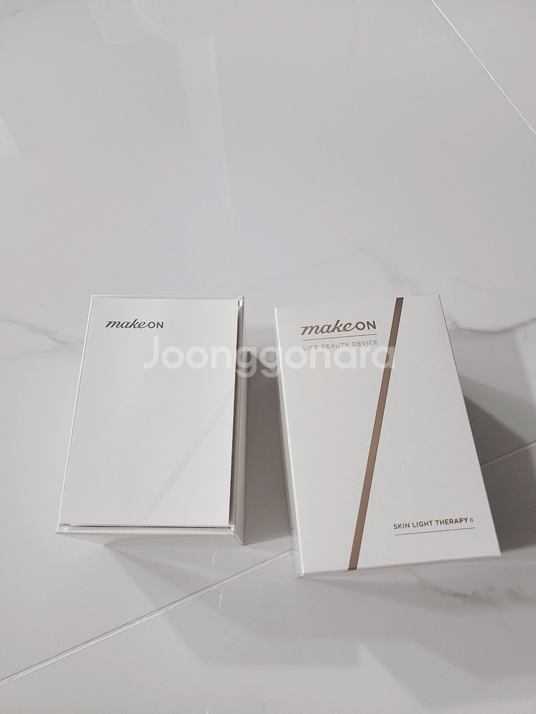 메이크온 스킨라이트 테라피2 판매합니다--1