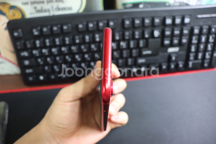 iPhone XR (PRODUCT)RED 64GB--3