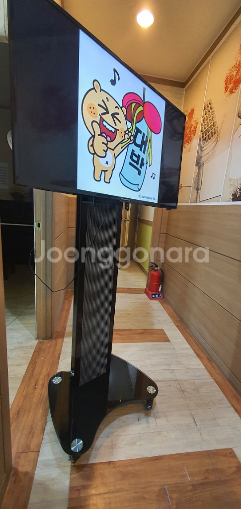 사이니지 DID모니터(스탠드포함)--6