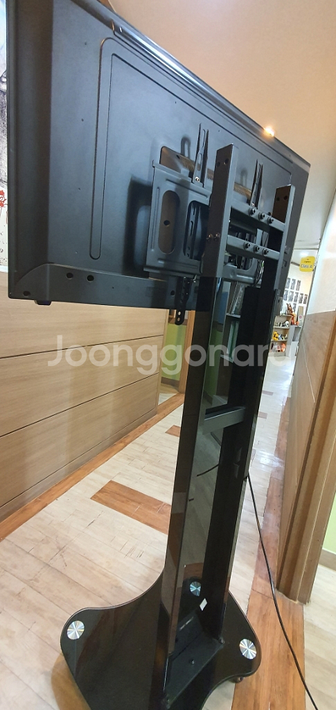 사이니지 DID모니터(스탠드포함)--9