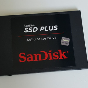 Sandisk SSD PLUS(240GB) AS 2년