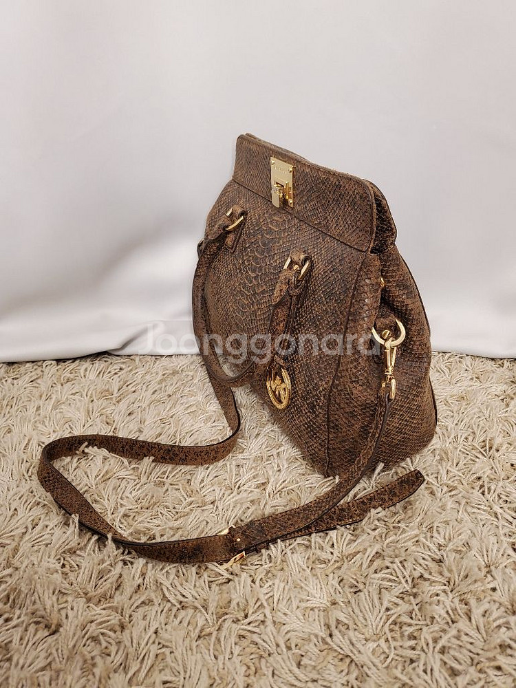 마이클코어스 정품 뱀피 토드/크로스백--2