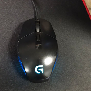 로지텍 g302