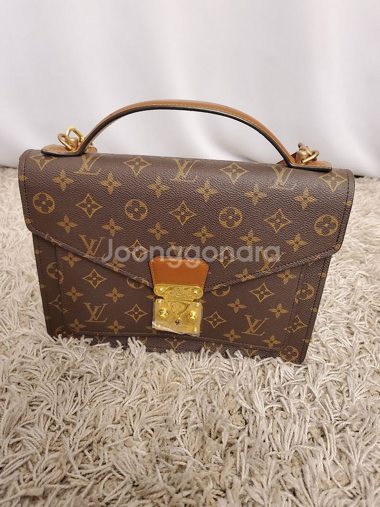 루이비통 숄더 크로스백 새상품--1