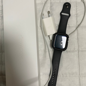 애플워치4 44m wifi버전 팝니다