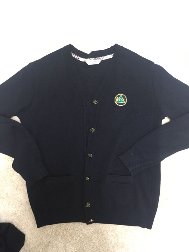 용강중 교복 가디건 이미지