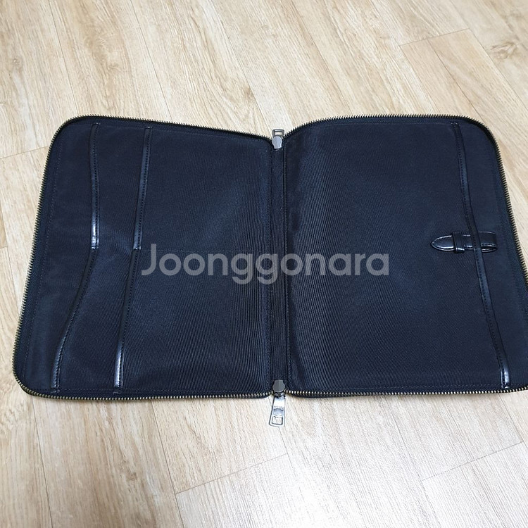 코치 클러치백 coach bag 팝니다(정품)--3