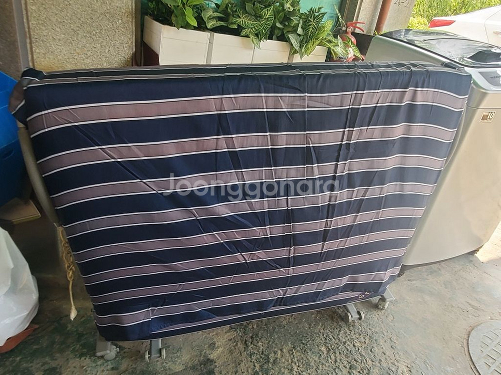 라꾸라꾸 온열내장 접이식 침대 새상품--2