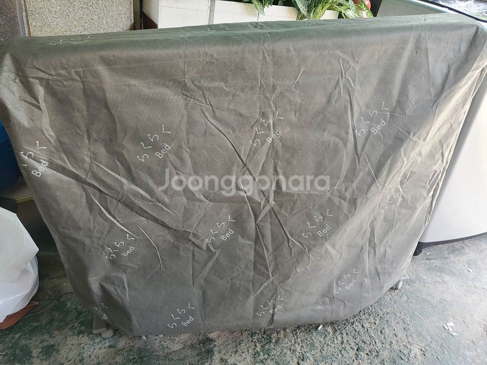 라꾸라꾸 온열내장 접이식 침대 새상품--4