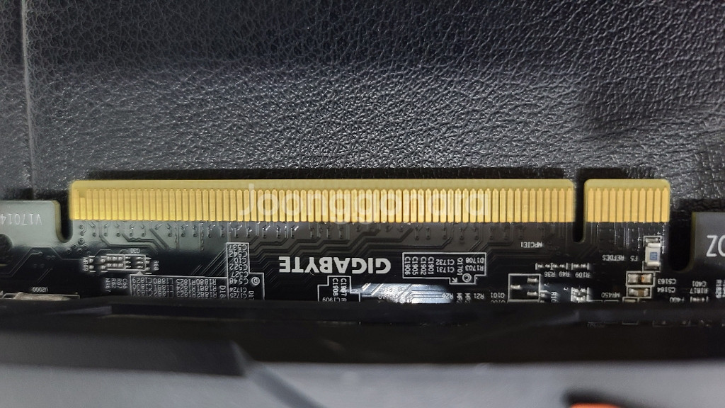 기가바이트 RX570 4G--6
