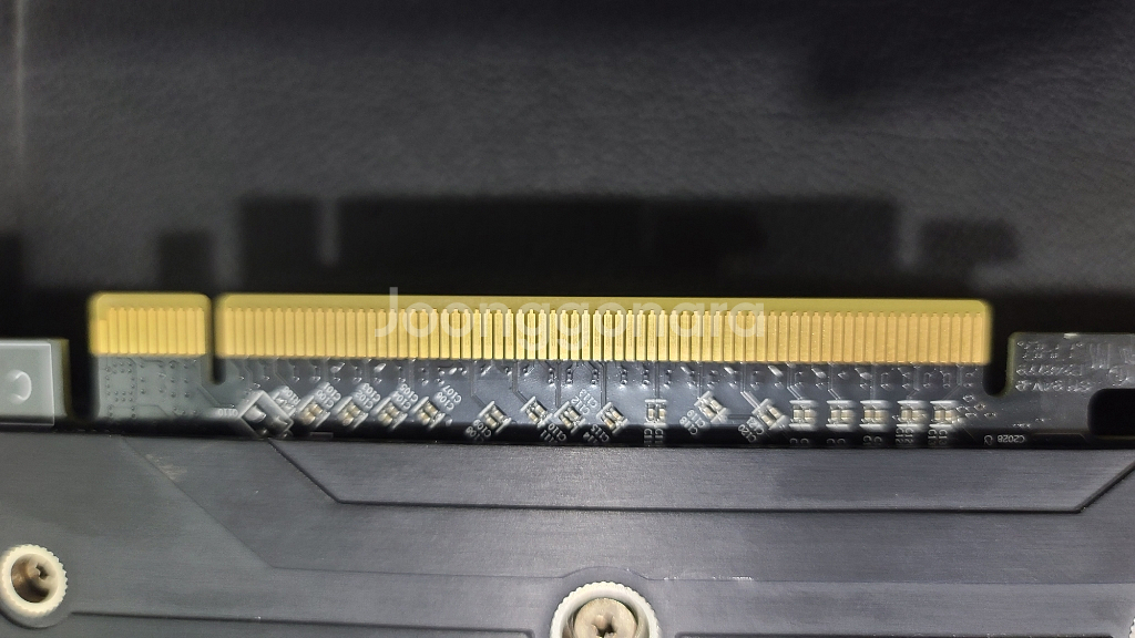 기가바이트 RX570 4G--7