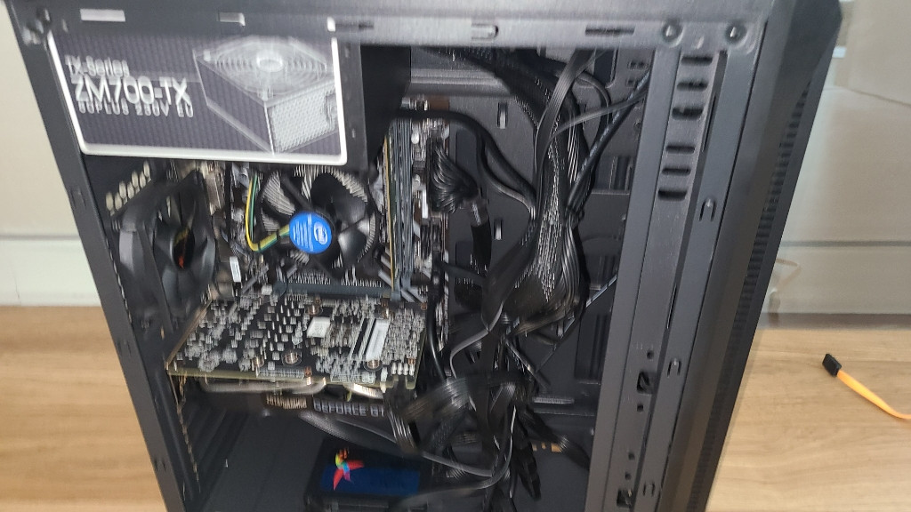 i5 9400f 본체팝니다--1