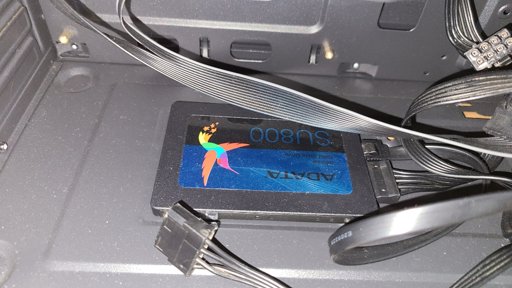 i5 9400f 본체팝니다--3