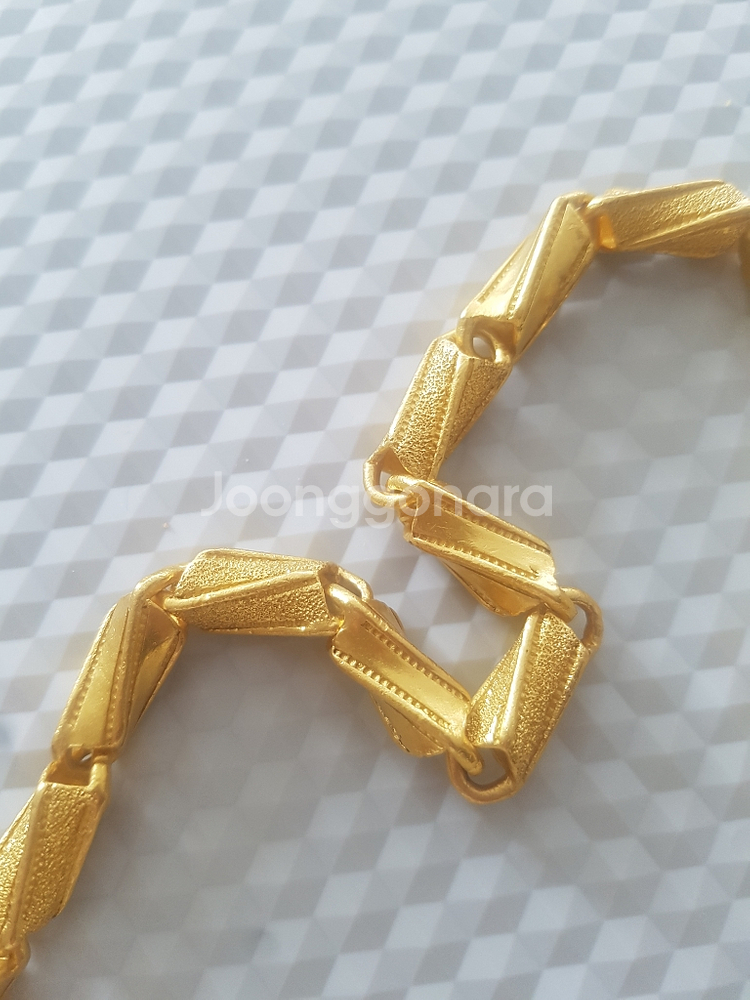 순금 팔찌 60돈 목걸이 50돈 판매합니다--2